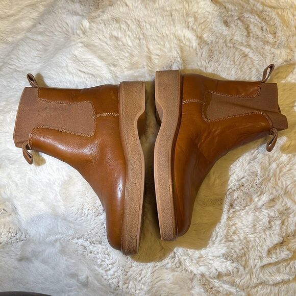 Madewell The Camryn Chelsea Boot in Leather English Saddle Size 8.5 - Picture 5 of 8